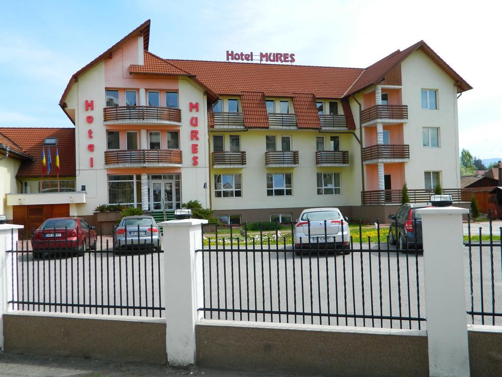Hotel Mures Topliţa Zewnętrze zdjęcie