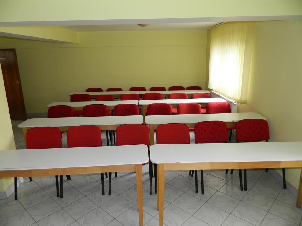 Hotel Mures Topliţa Zewnętrze zdjęcie