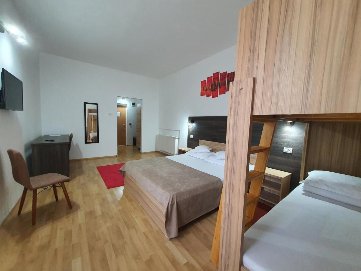 Hotel Mures Topliţa Zewnętrze zdjęcie